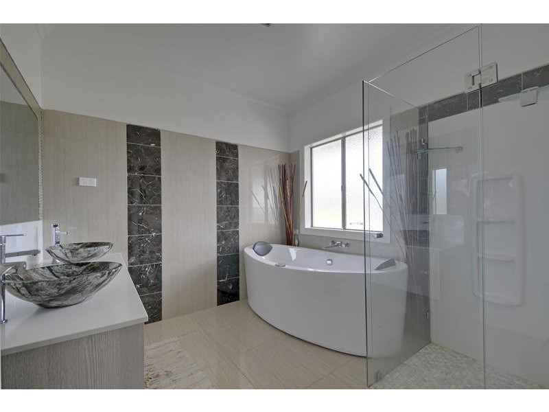 15 Hazelwood Ridge, Hazelwood North VIC 3840