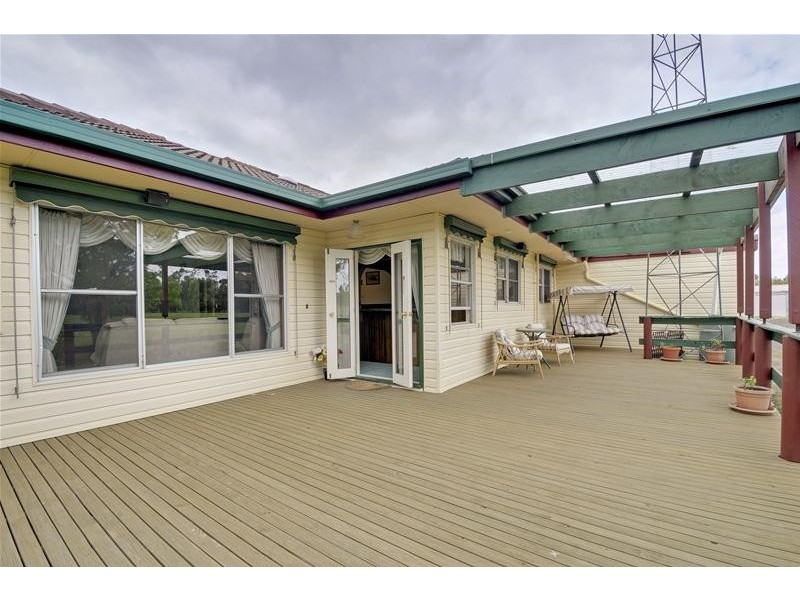 695 Traralgon Maffra Road, Glengarry VIC 3854