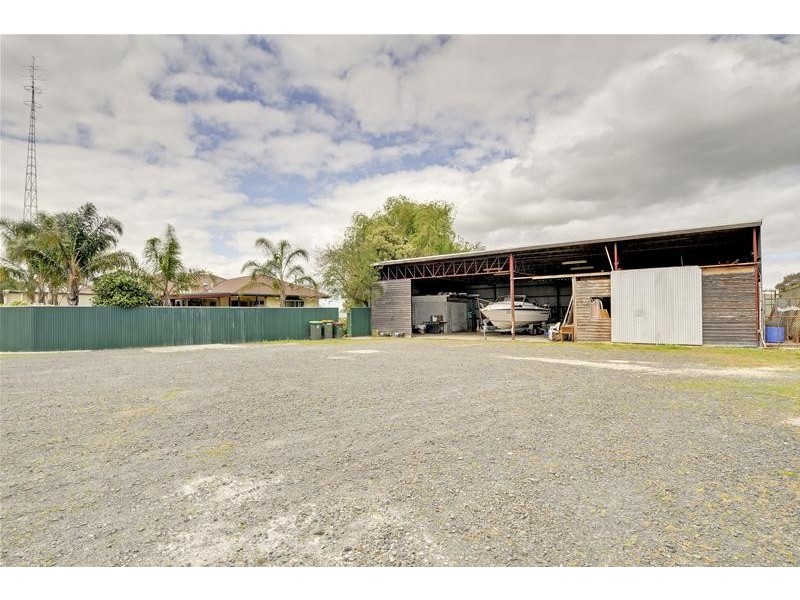 695 Traralgon Maffra Road, Glengarry VIC 3854