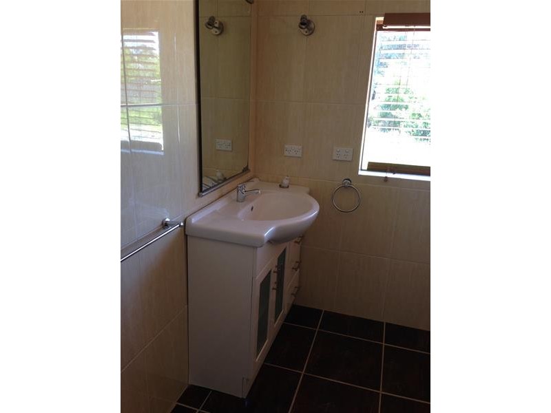 5 Vindon Avenue, Morwell VIC 3840