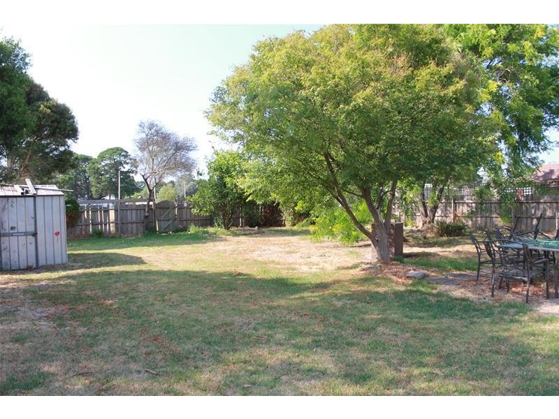 60 Traralgon Maffra Road, Glengarry VIC 3854