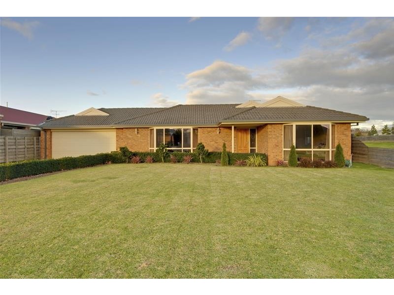 6 Lachlan Close, Traralgon VIC 3844