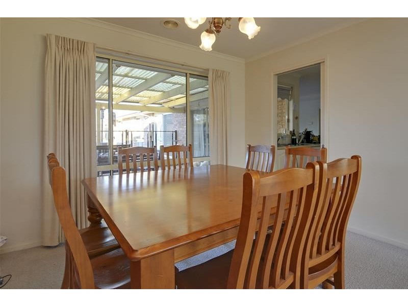 6 Lachlan Close, Traralgon VIC 3844