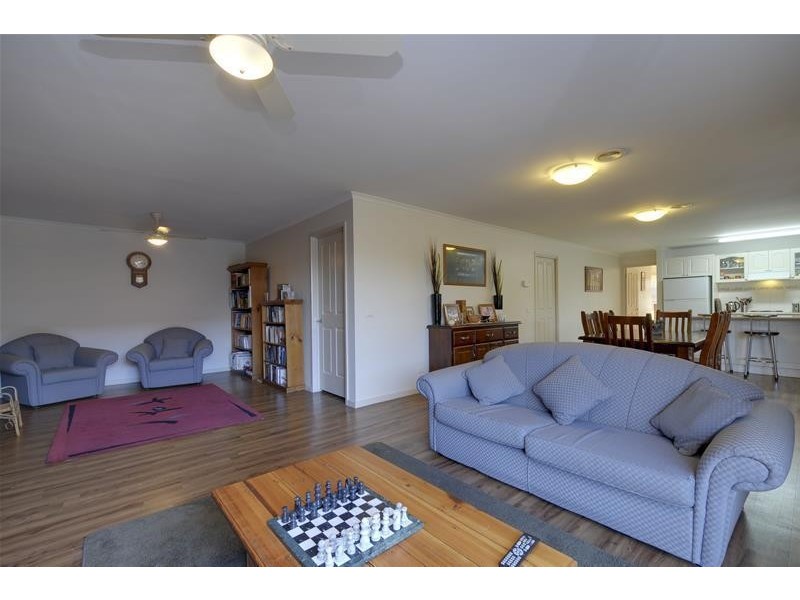 6 Lachlan Close, Traralgon VIC 3844