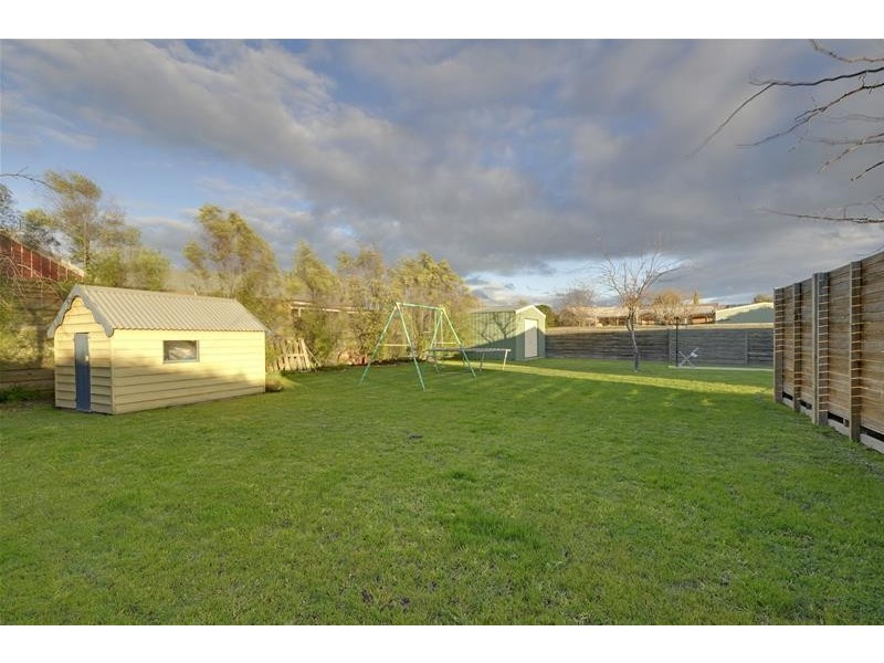 6 Lachlan Close, Traralgon VIC 3844