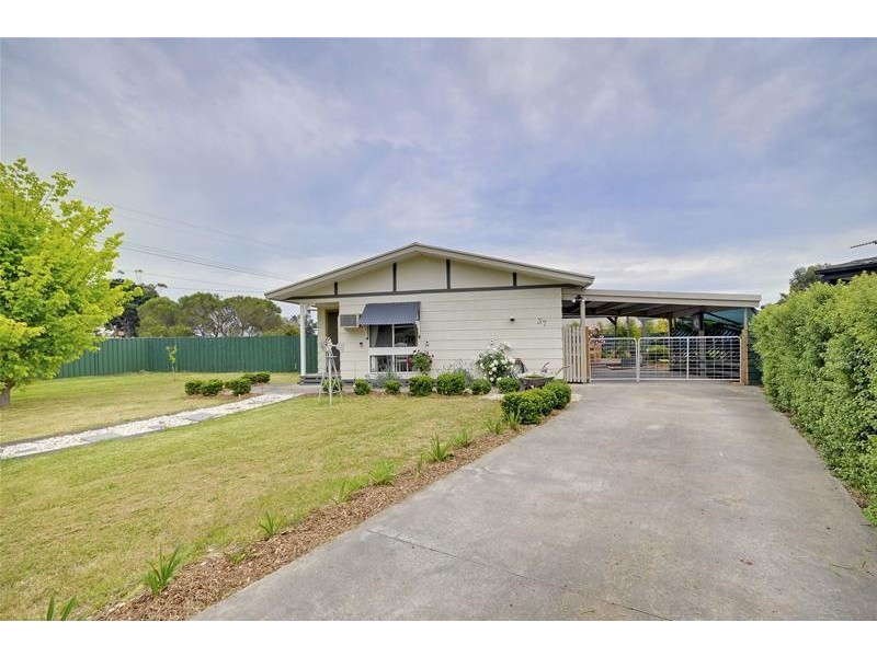 37 Mackay Street, Rosedale VIC 3847