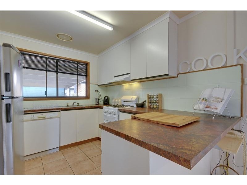 37 Mackay Street, Rosedale VIC 3847