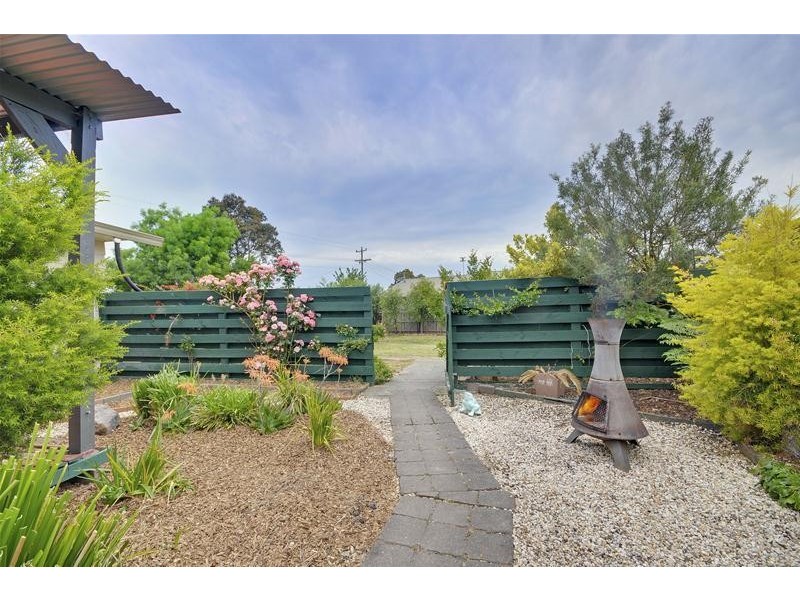 37 Mackay Street, Rosedale VIC 3847