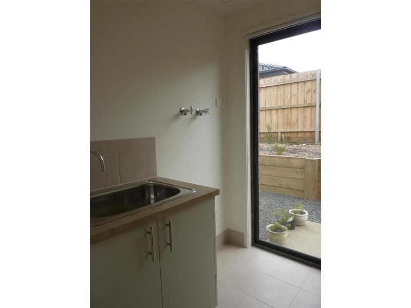 18 College Avenue, Traralgon VIC 3844