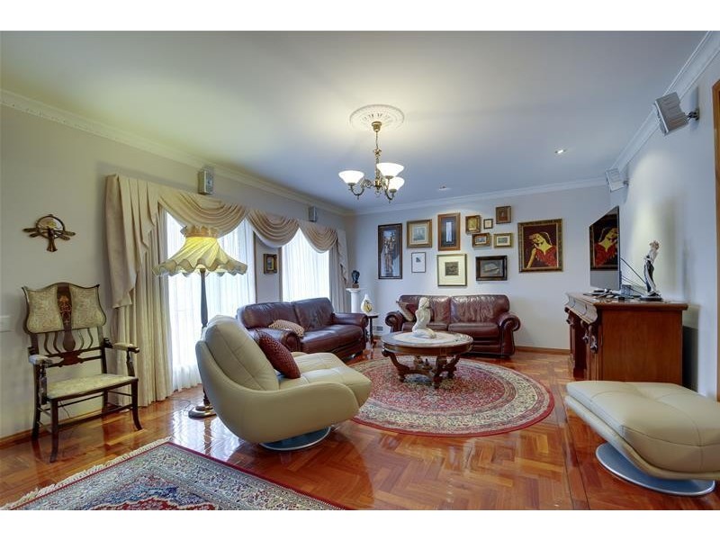 9 Kiwi Court, Traralgon VIC 3844