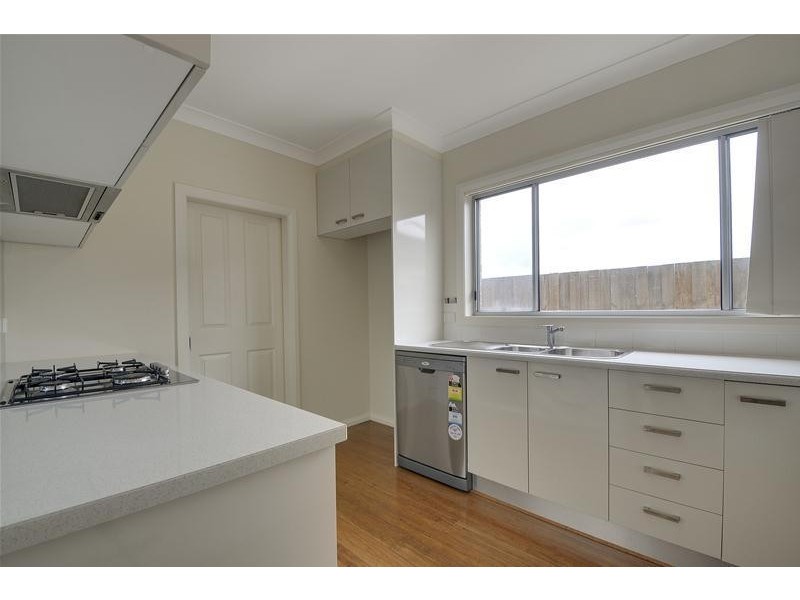 24 Roscommon Drive, Traralgon VIC 3844