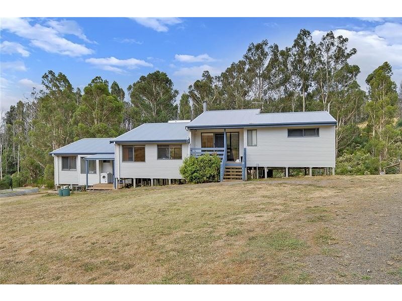 25 Factory Road, Callignee VIC 3844