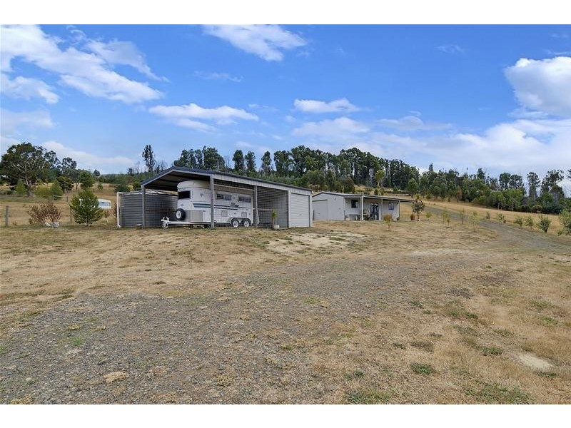 25 Factory Road, Callignee VIC 3844