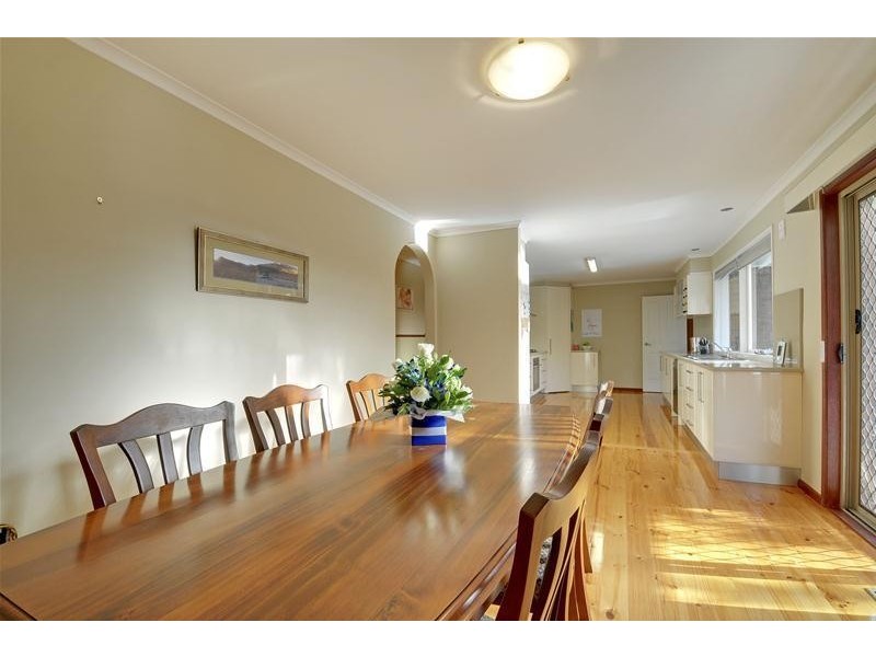 8 Sunset Place, Traralgon VIC 3844