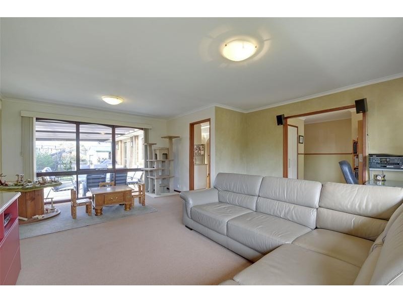 8 Sunset Place, Traralgon VIC 3844