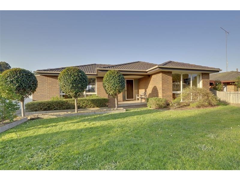 8 Sunset Place, Traralgon VIC 3844