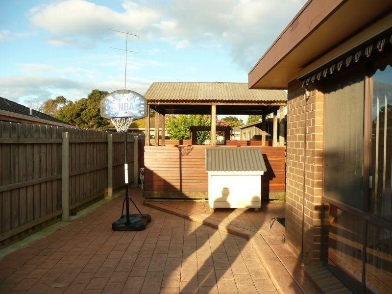 2 Stirling Avenue, Traralgon VIC 3844