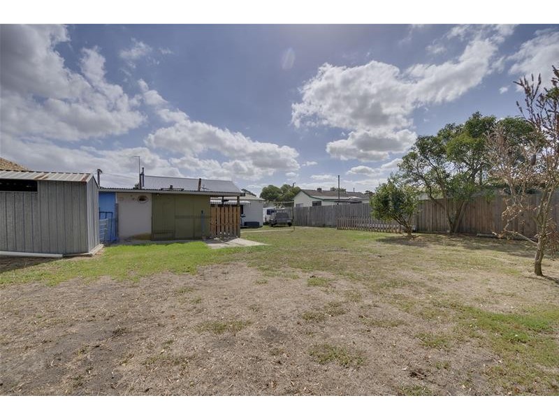 28 Ambrose Avenue, Traralgon VIC 3844