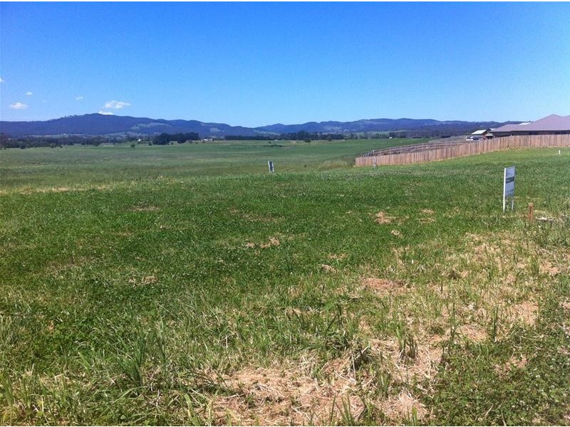 27 Warfe Way, Yinnar VIC 3869