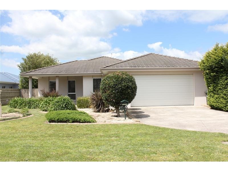 11 Lawson Court, Traralgon VIC 3844