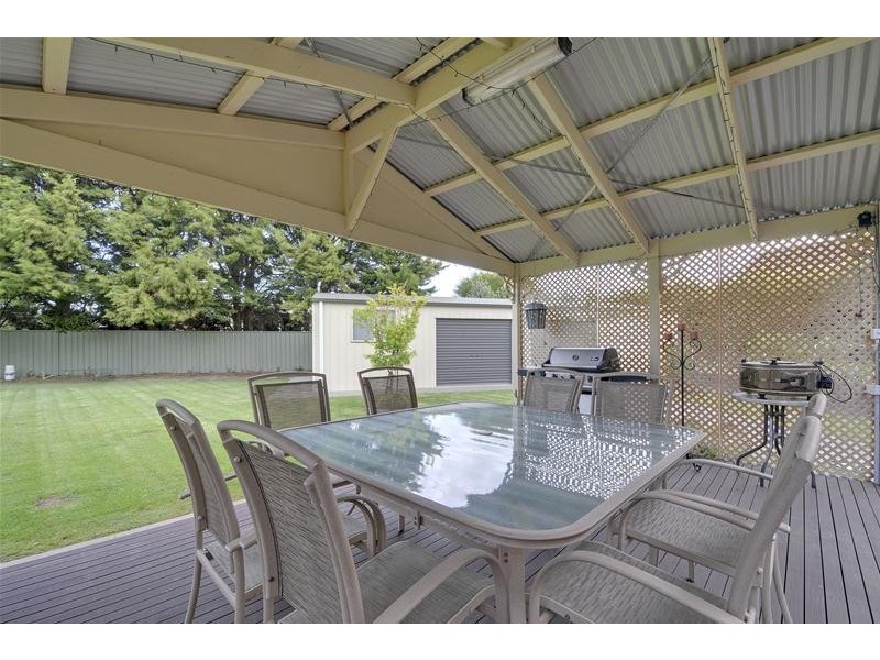 6 Chisholm Court, Traralgon VIC 3844