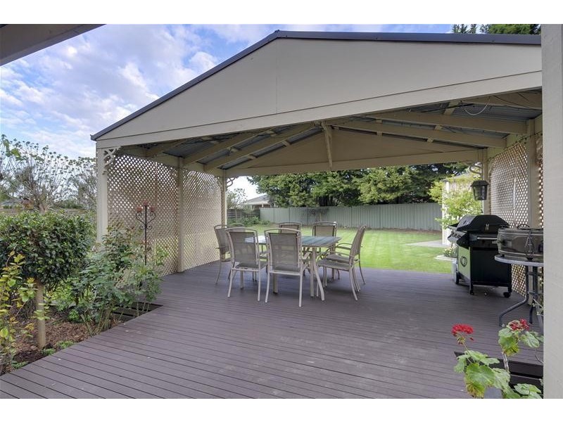 6 Chisholm Court, Traralgon VIC 3844