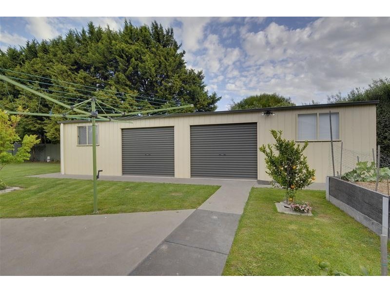 6 Chisholm Court, Traralgon VIC 3844