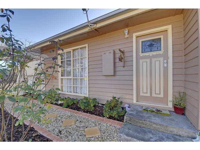 5 Glen Elwyn Avenue, Glengarry VIC 3854