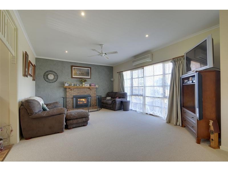 5 Glen Elwyn Avenue, Glengarry VIC 3854