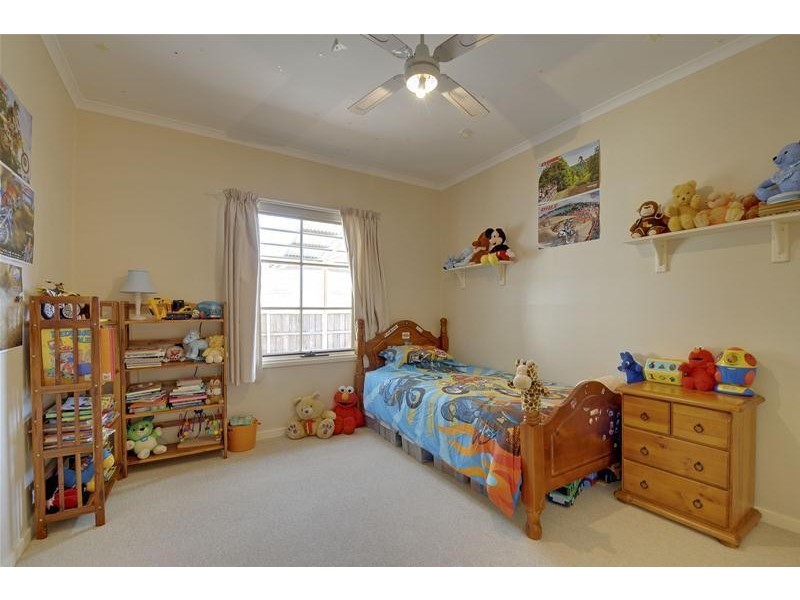 5 Glen Elwyn Avenue, Glengarry VIC 3854