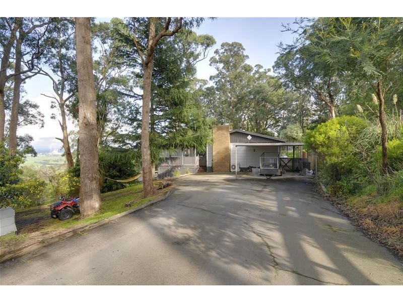 4 Gilmours Road, Tyers VIC 3844