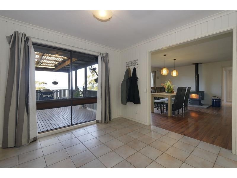 4 Gilmours Road, Tyers VIC 3844