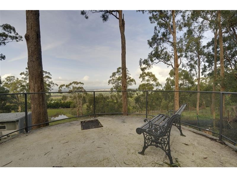 4 Gilmours Road, Tyers VIC 3844