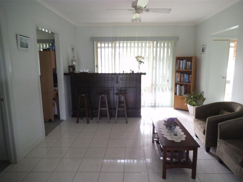 10 Semmens Street, Toongabbie VIC 3856