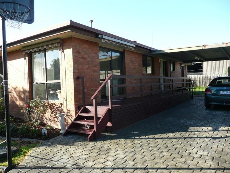 21 Burnet Place, Traralgon VIC 3844