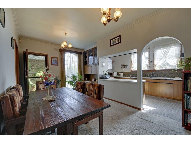 9 Wicks Crescent, Morwell VIC 3840