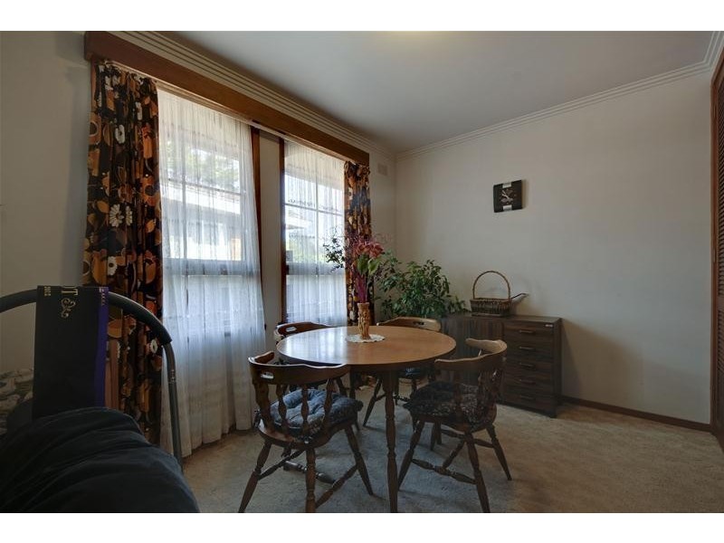 9 Wicks Crescent, Morwell VIC 3840