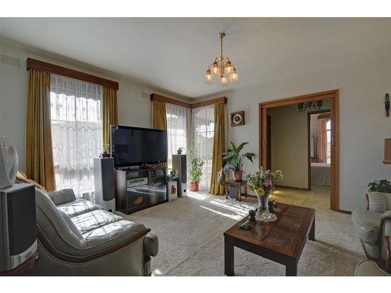 9 Wicks Crescent, Morwell VIC 3840