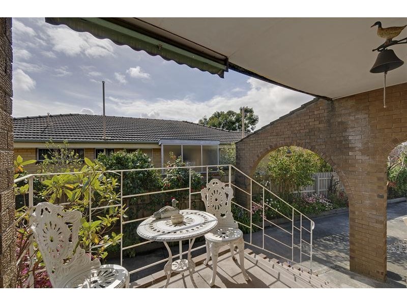 9 Wicks Crescent, Morwell VIC 3840