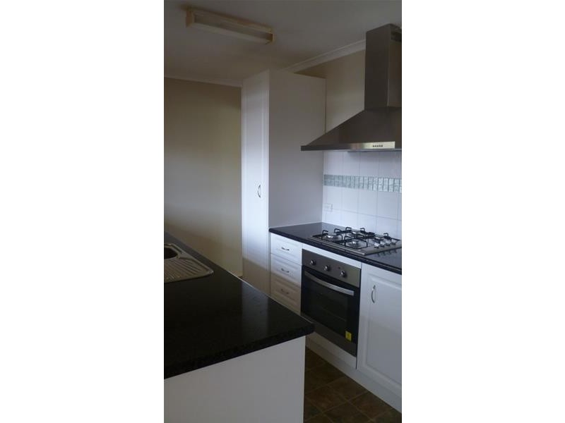 27 Banksia Crescent, Churchill VIC 3842