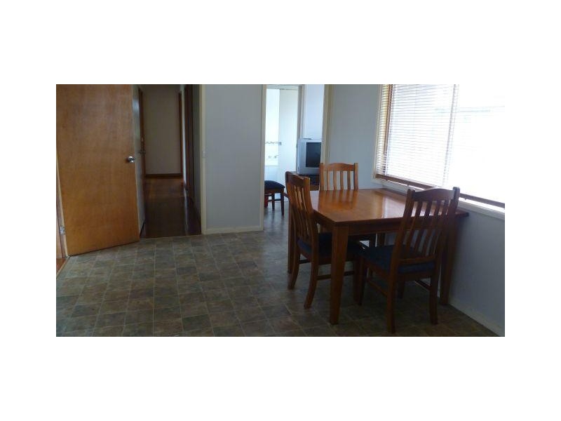 27 Banksia Crescent, Churchill VIC 3842