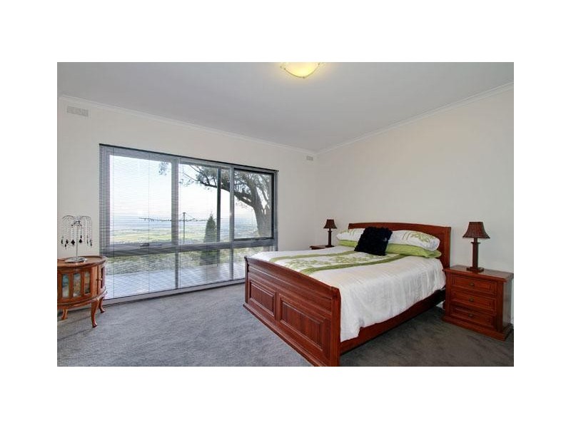 70 Outlook Drive, Jeeralang Junction VIC 3840