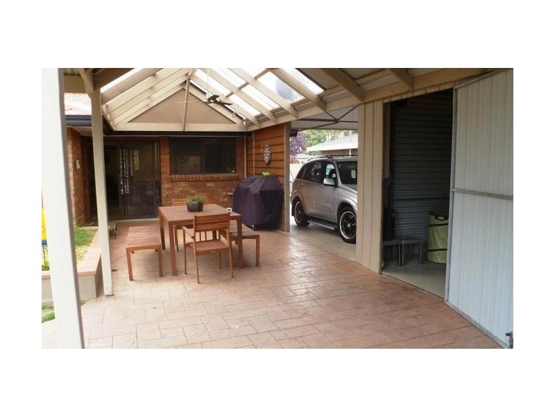 33 Meadow Park Drive, Traralgon VIC 3844