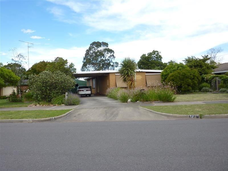 12 Blundell Court, Traralgon VIC 3844