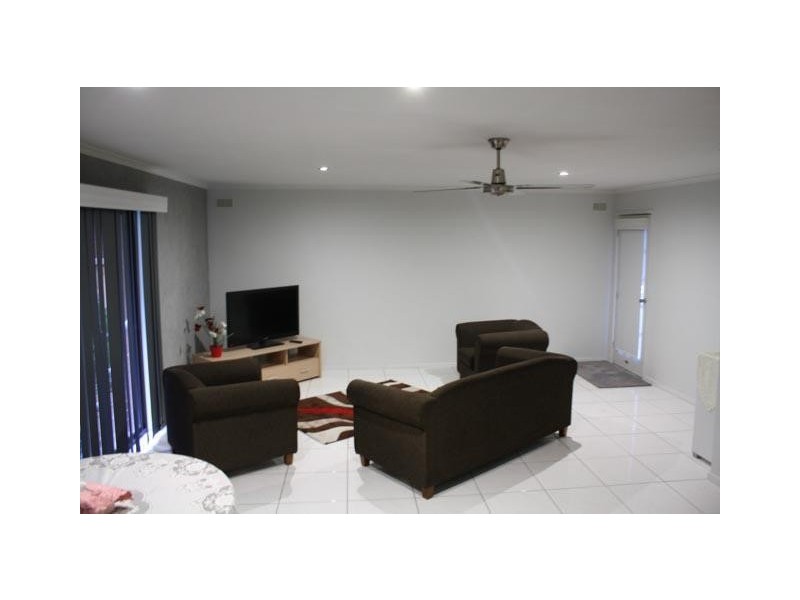 2/98 Davidson Street, Traralgon VIC 3844