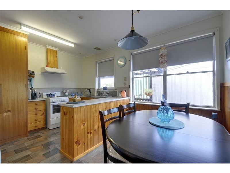 28 Fraser Crescent, Churchill VIC 3842