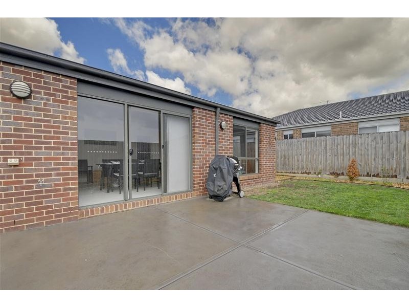 142 Ellavale Drive, Traralgon VIC 3844