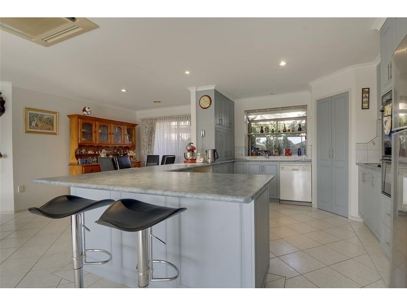 8 Zanella Rise, Traralgon VIC 3844