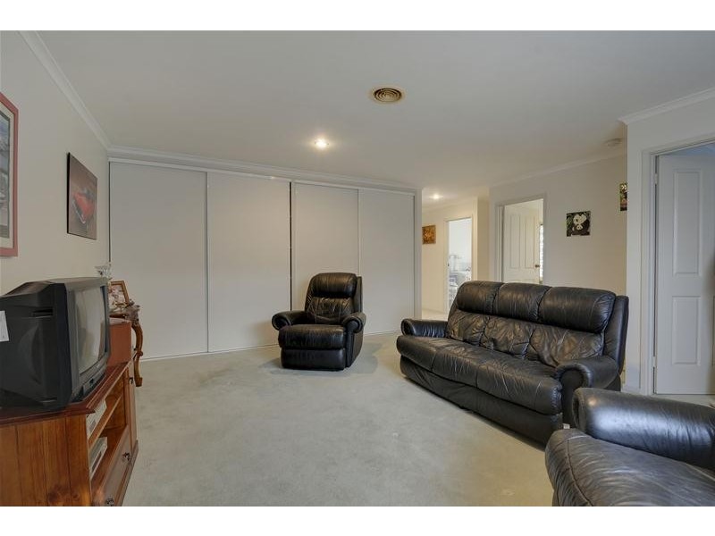 8 Zanella Rise, Traralgon VIC 3844