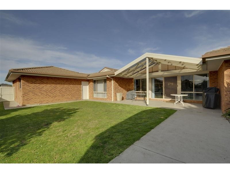 8 Zanella Rise, Traralgon VIC 3844